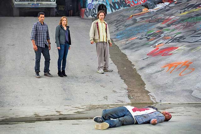 Fear The Walking Dead S1E01