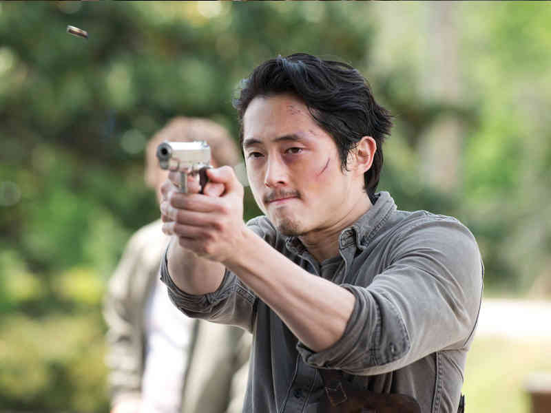 Steven Yeun S6E01 The Walking Dead